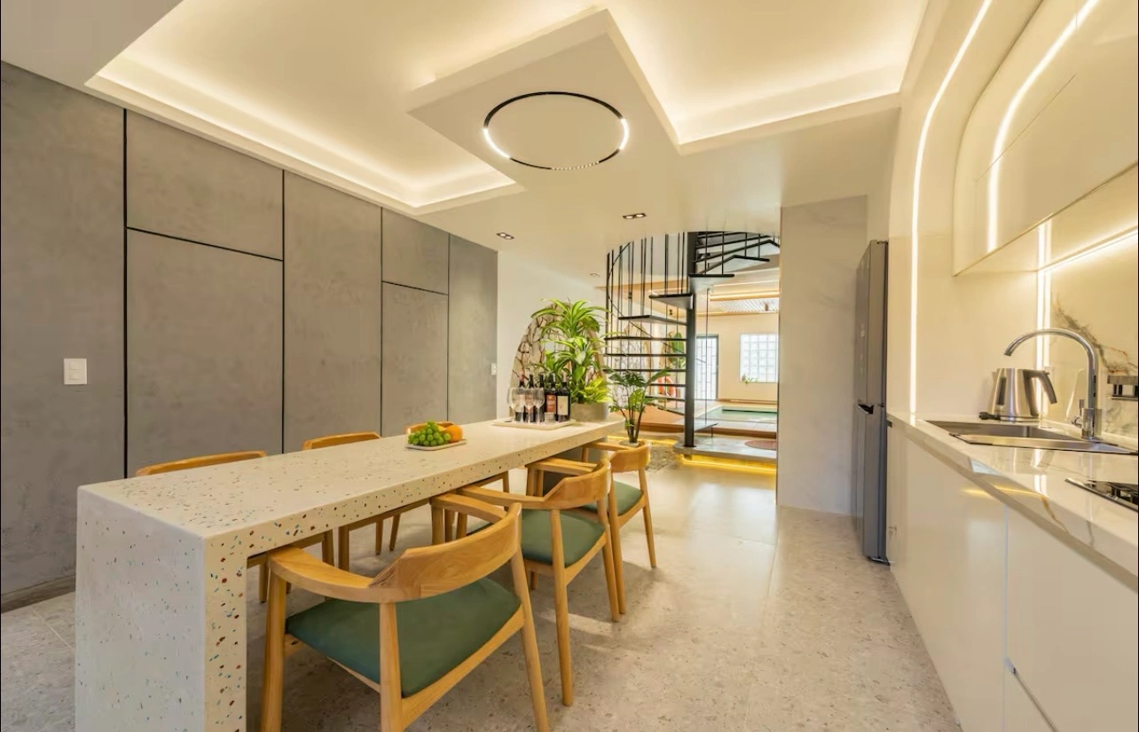 den-treo-tron-ban-an