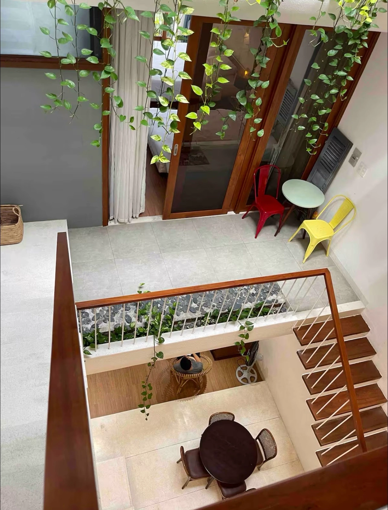 gach-lot-san-tao-chieu-sau-va-ket-cau-cho-san-nha