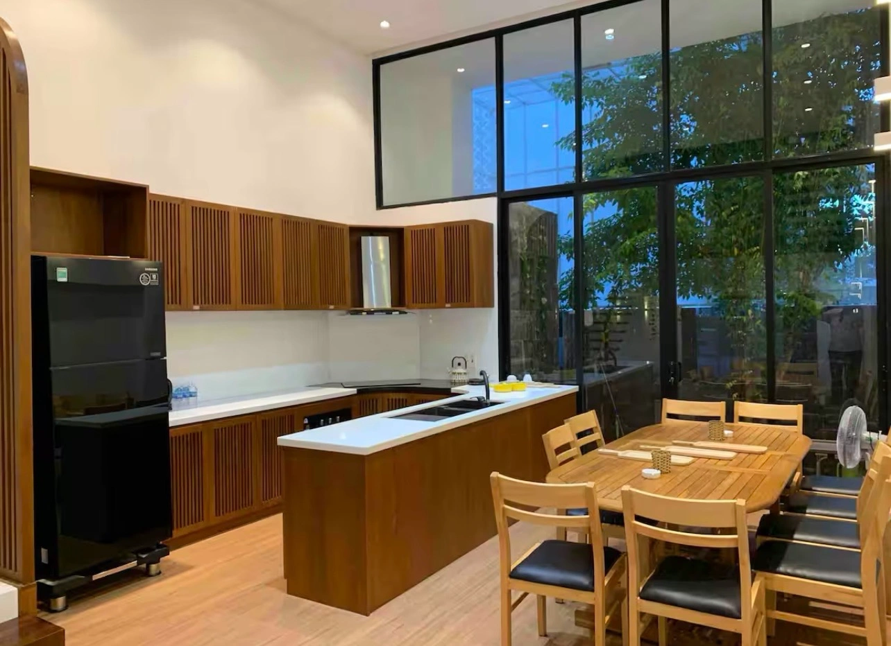 khu-vuc-nau-nuong-va-an-uong