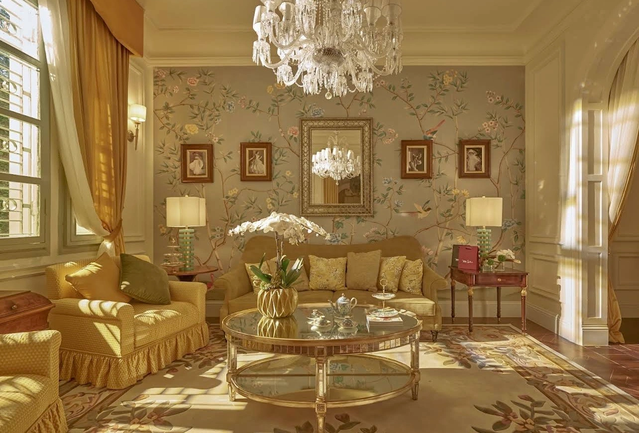 phong-cho-vang-kim-sang-trong