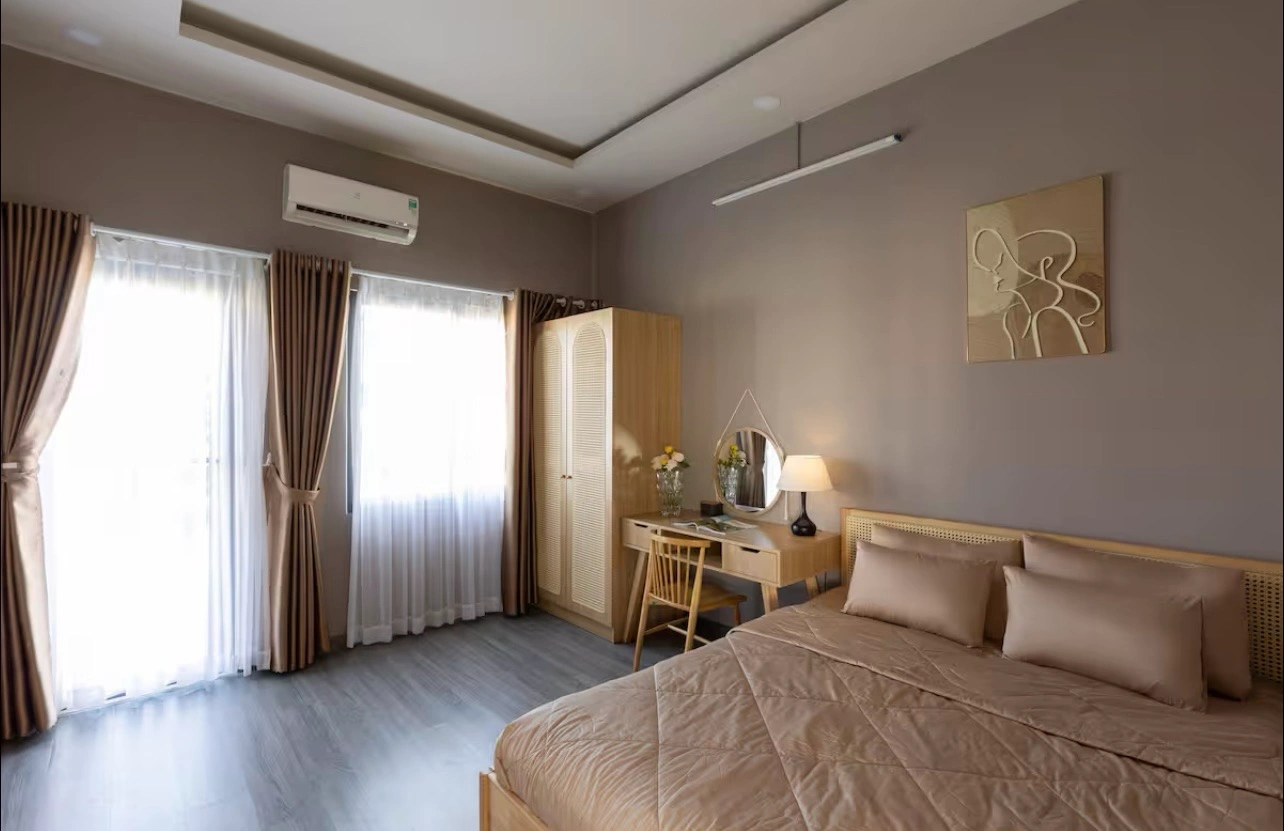 thiet-ke-phong-ngu-2-theo-phong-cach-toi-gian-su-dung-gam-mau-trung-tinh