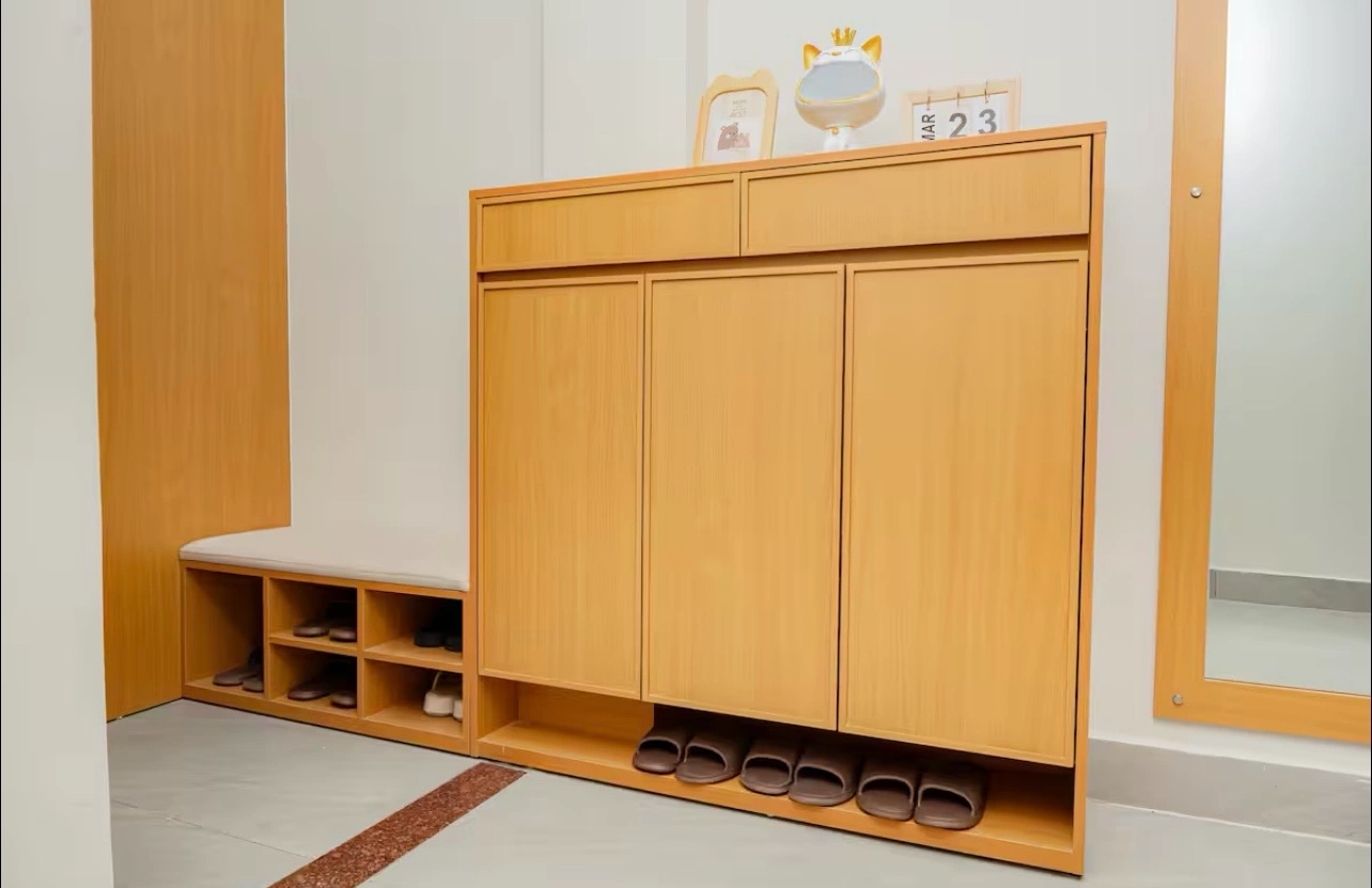 tien-sanh-am-cung-voi-anh-den-am-tran-diu-nhe